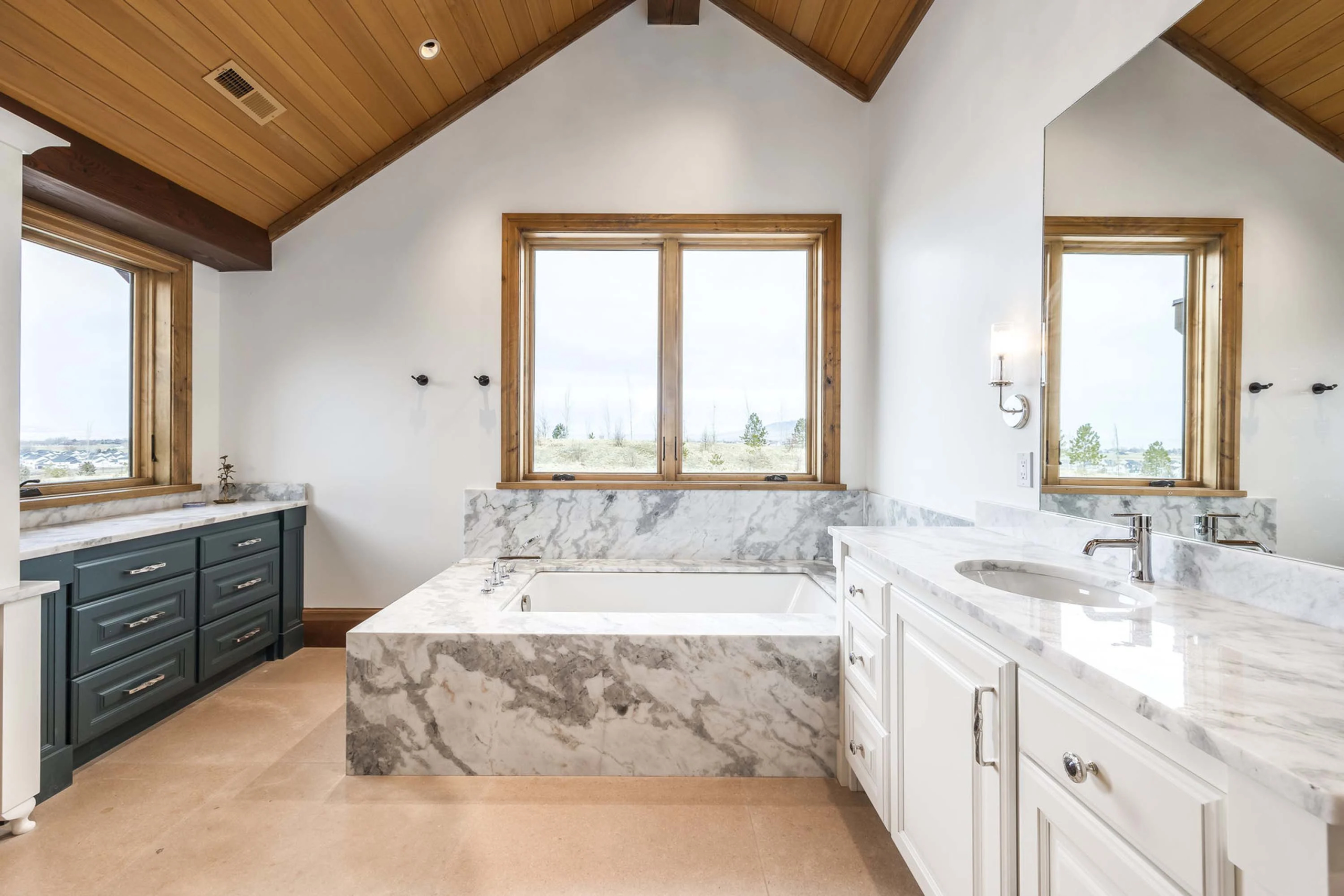 Lazy R Ranch | 200 East 7000 South, Hyrum, Cache Valley, Northern Utah | Luxury Real Estate | Concierge Auctions