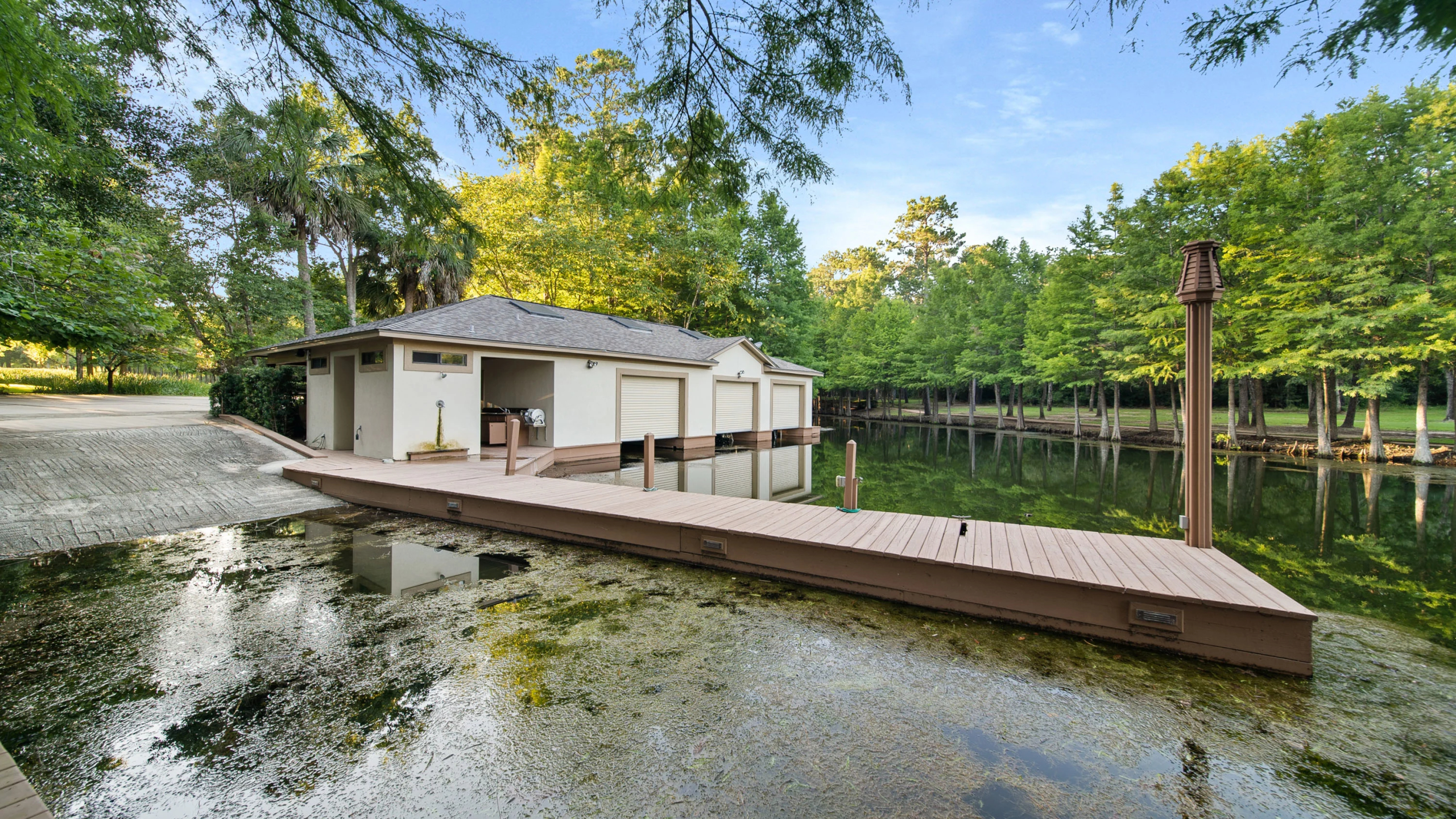 37307 Diamond Oaks Drive | Magnolia, Near Houston, TX | Luxury Real Estate | Concierge Auctions