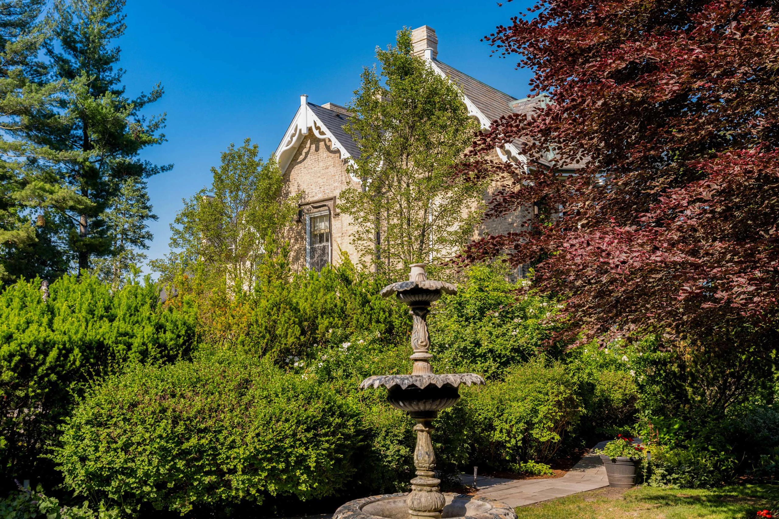 Whitlaw House | 1 Banfield Street, Paris, Ontario, Canada | Luxury Real Estate | Concierge Auctions