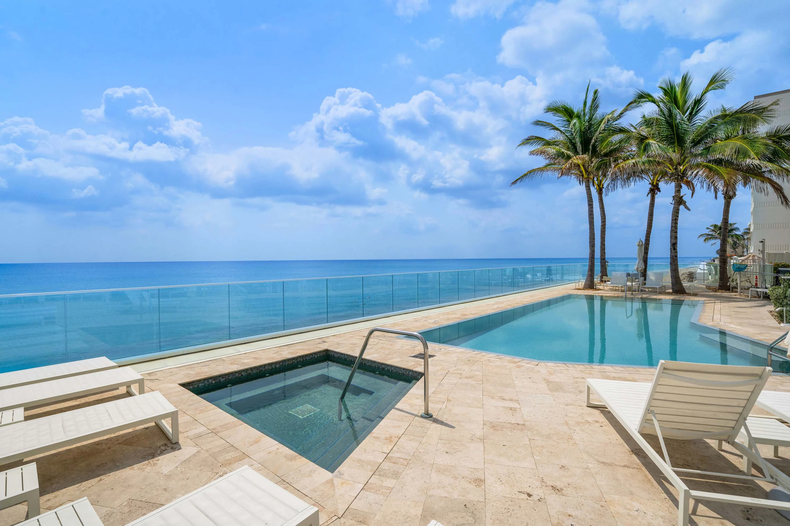 3550 South Ocean Boulevard, 2B, South Palm Beach, Florida | Luxury Real Estate | Concierge Auctions