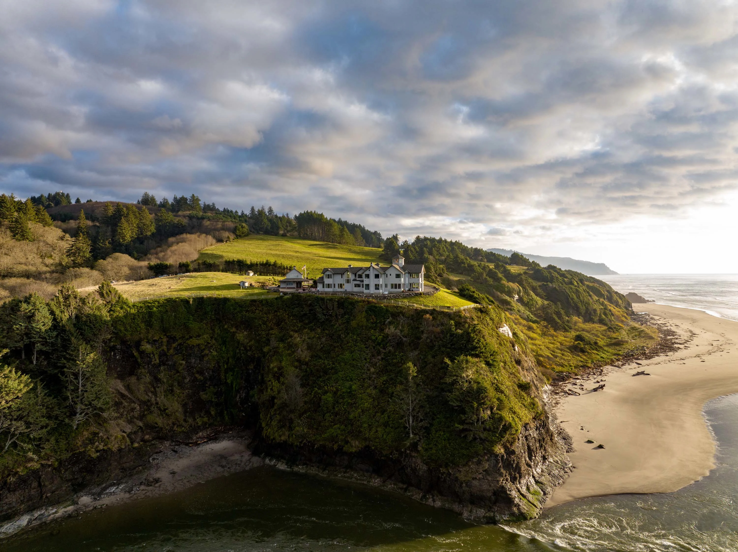 Central Coast, Cloverdale, OR, US | Concierge Auctions Central Coast, Cloverdale, OR, US | Concierge Auctions