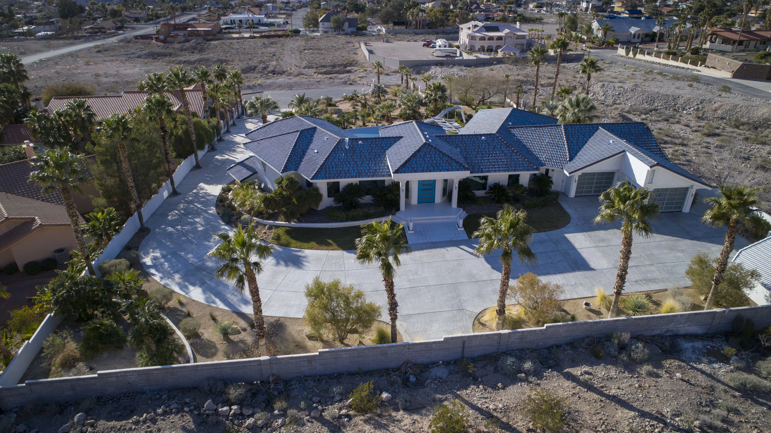 Sapphire Oasis | 460 Probst Way | Las Vegas, Nevada | Luxury Real Estate