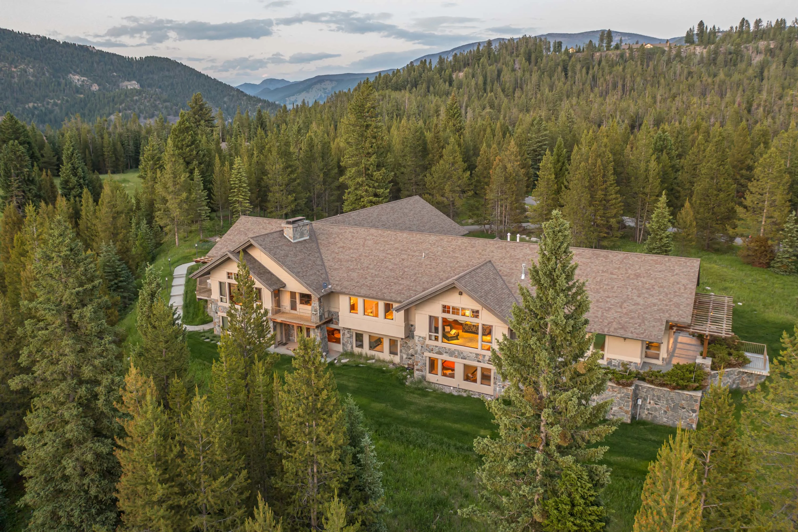 55 Wind Dancer Lane, Big Sky, Montana | Concierge Auctions | Luxury Real Estate