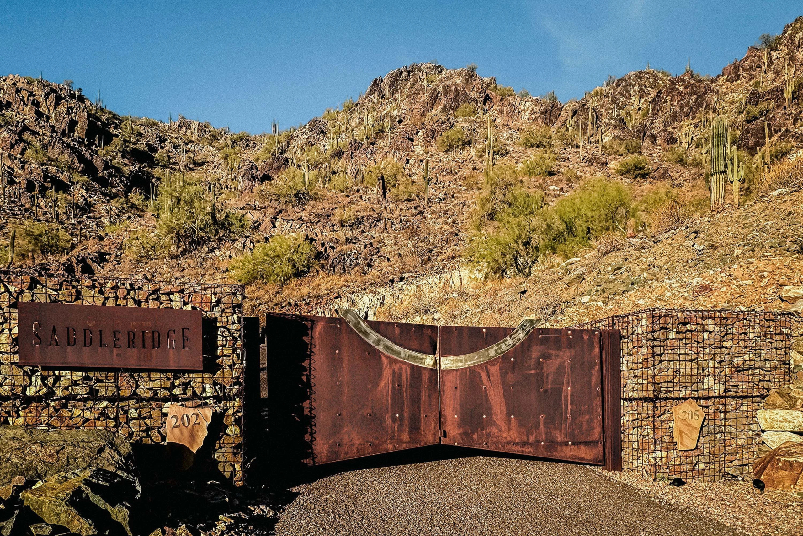 Saddleridge | 7620 (Serenity Heights: Lot 202) and 7540 (Lot 205) North Red Ledge Drive, Paradise Valley, Phoenix Area, Arizona | Luxury Auction | Concierge Auctions