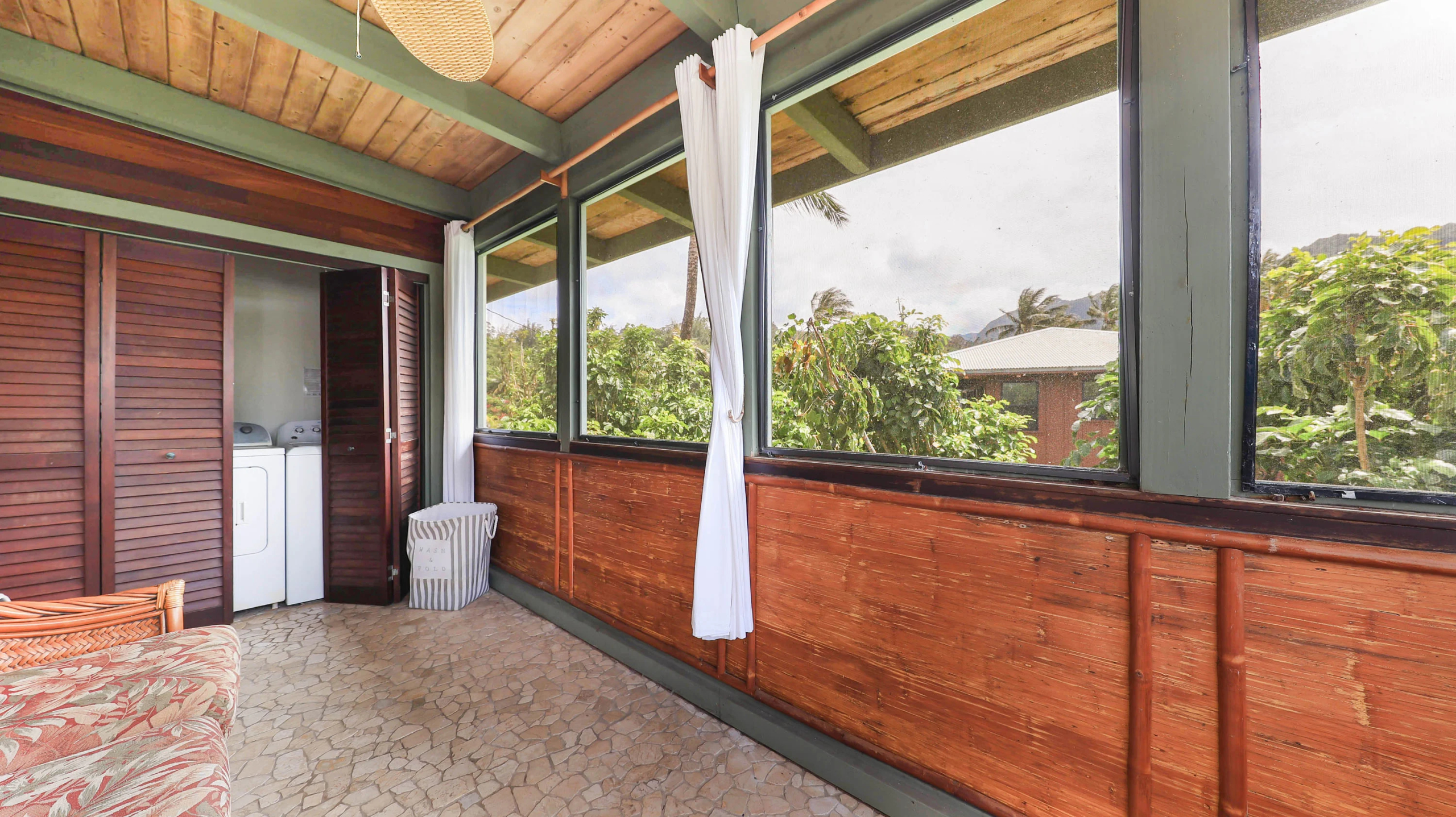5-7094 Kuhio Highway | Hanalei, Kauai, Hawaii | Luxury Real Estate | Concierge Auctions