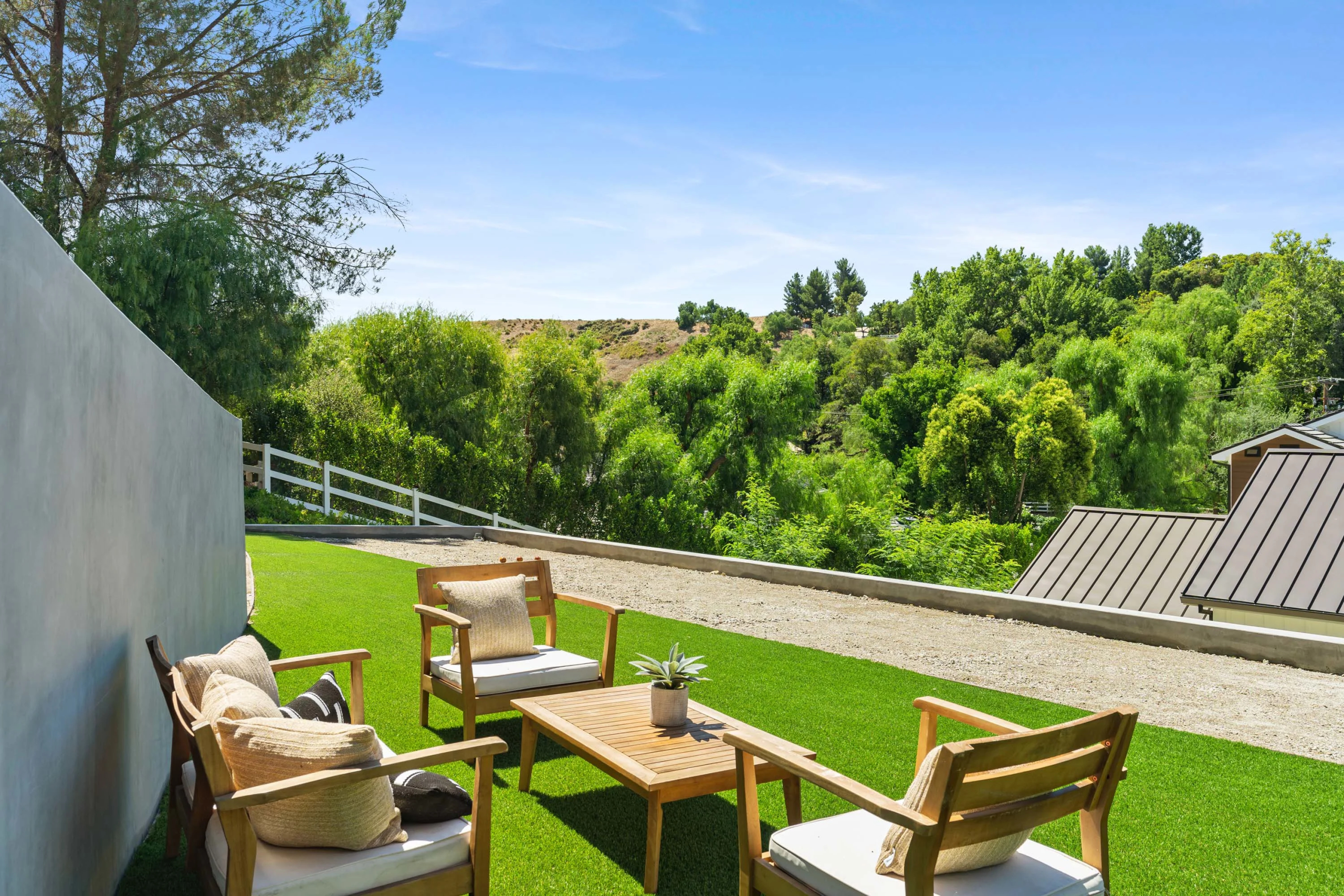 Stella Dolce | 25057 Lewis and Clark Road, Hidden Hills, Los Angeles, California | Luxury Real Estate | Concierge Auctions