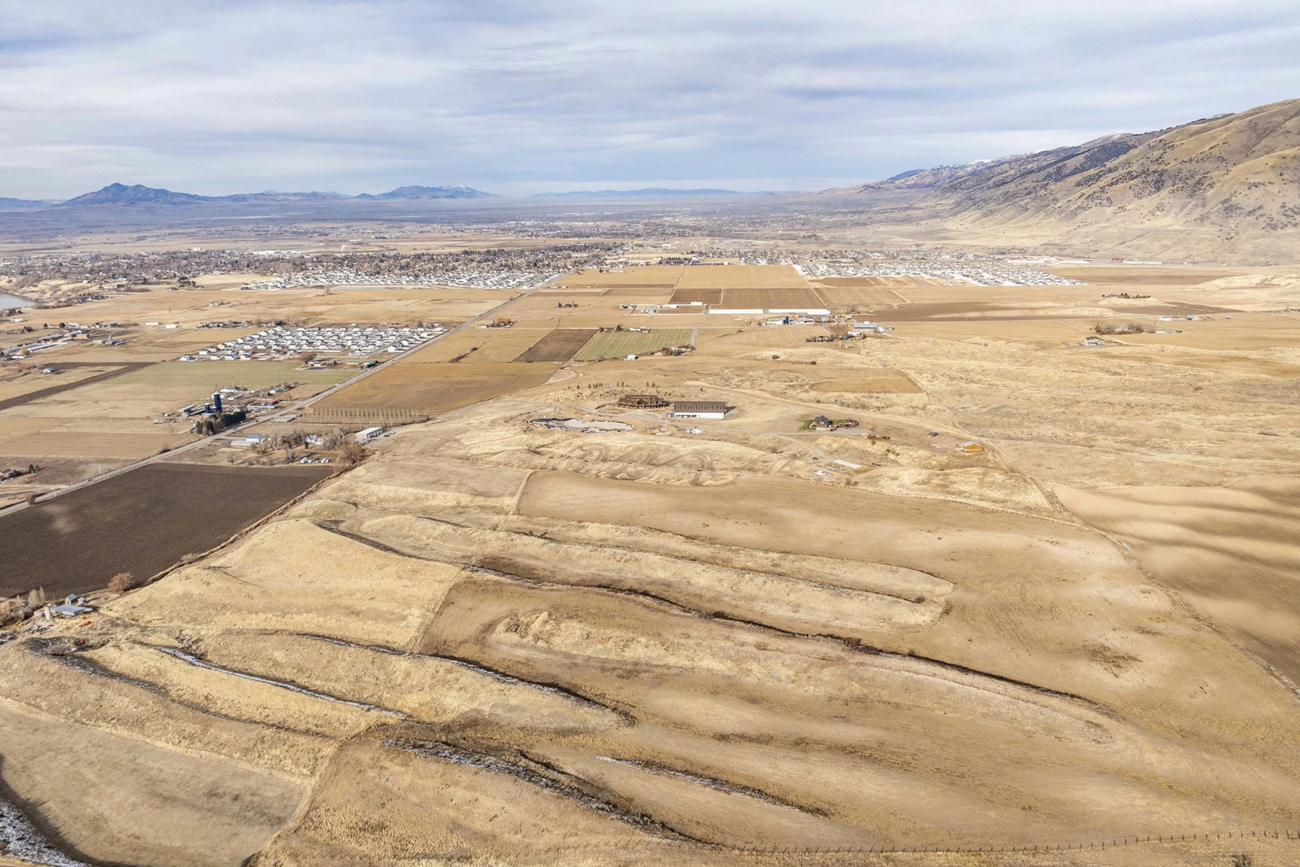 Lazy R Ranch | 200 East 7000 South, Hyrum, Cache Valley, Northern Utah | Luxury Real Estate | Concierge Auctions