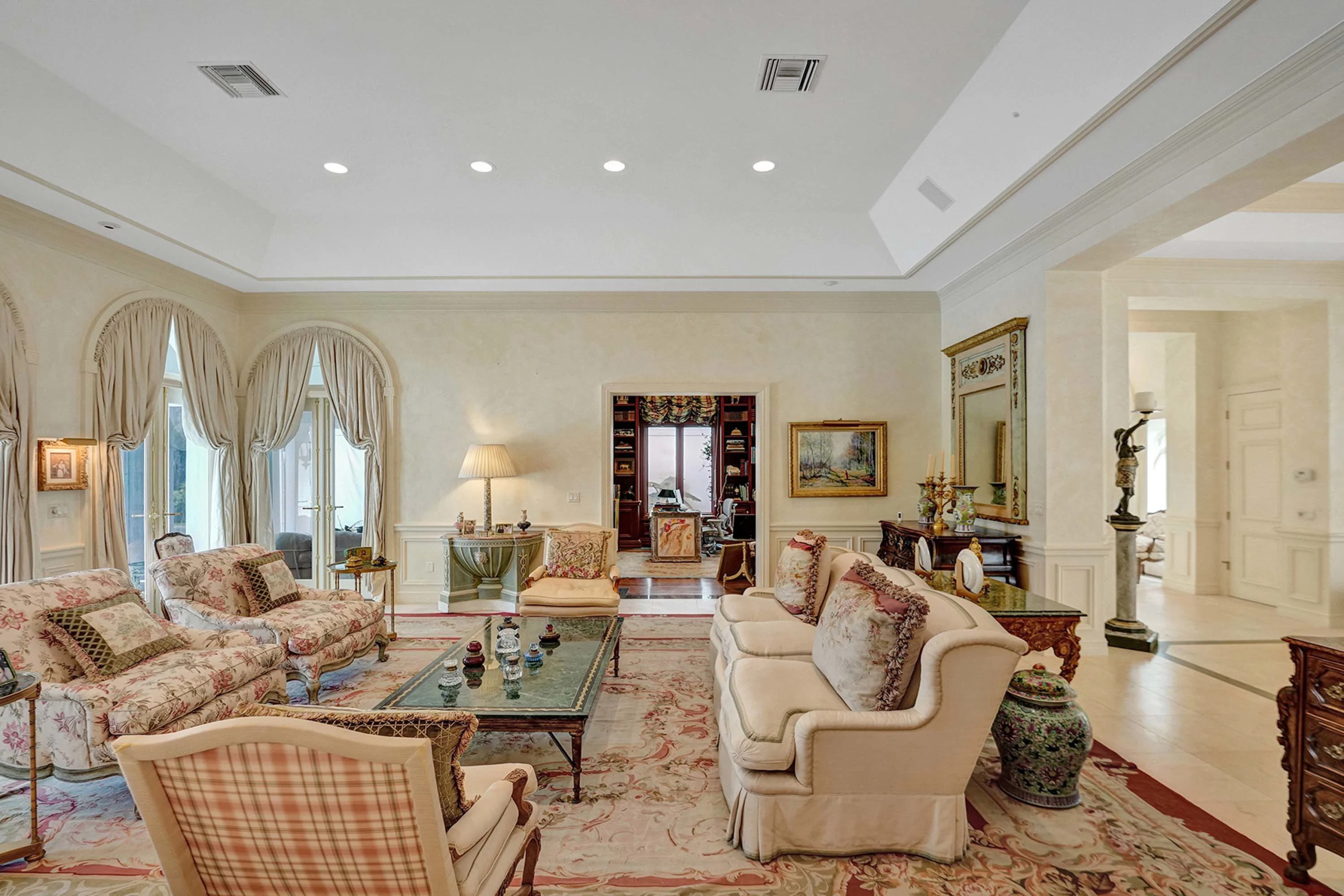 2828 Hurlingham Drive, Wellington, Florida | Luxury Real Estate | Concierge Auctions