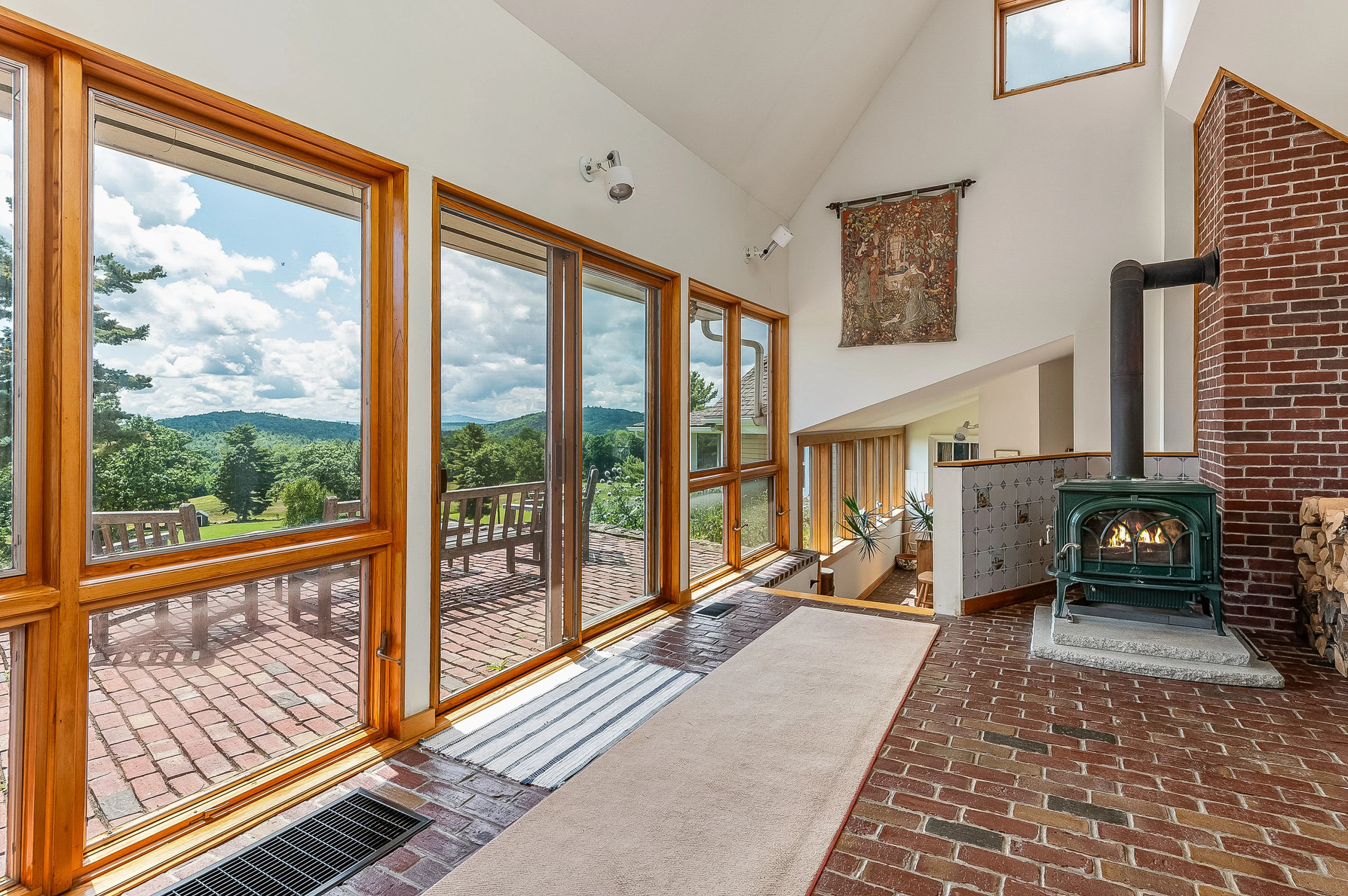 Morgans Run | 80 Breezy Hill Road, Wilmot, NH | Luxury Real Estate | Concierge Auctions