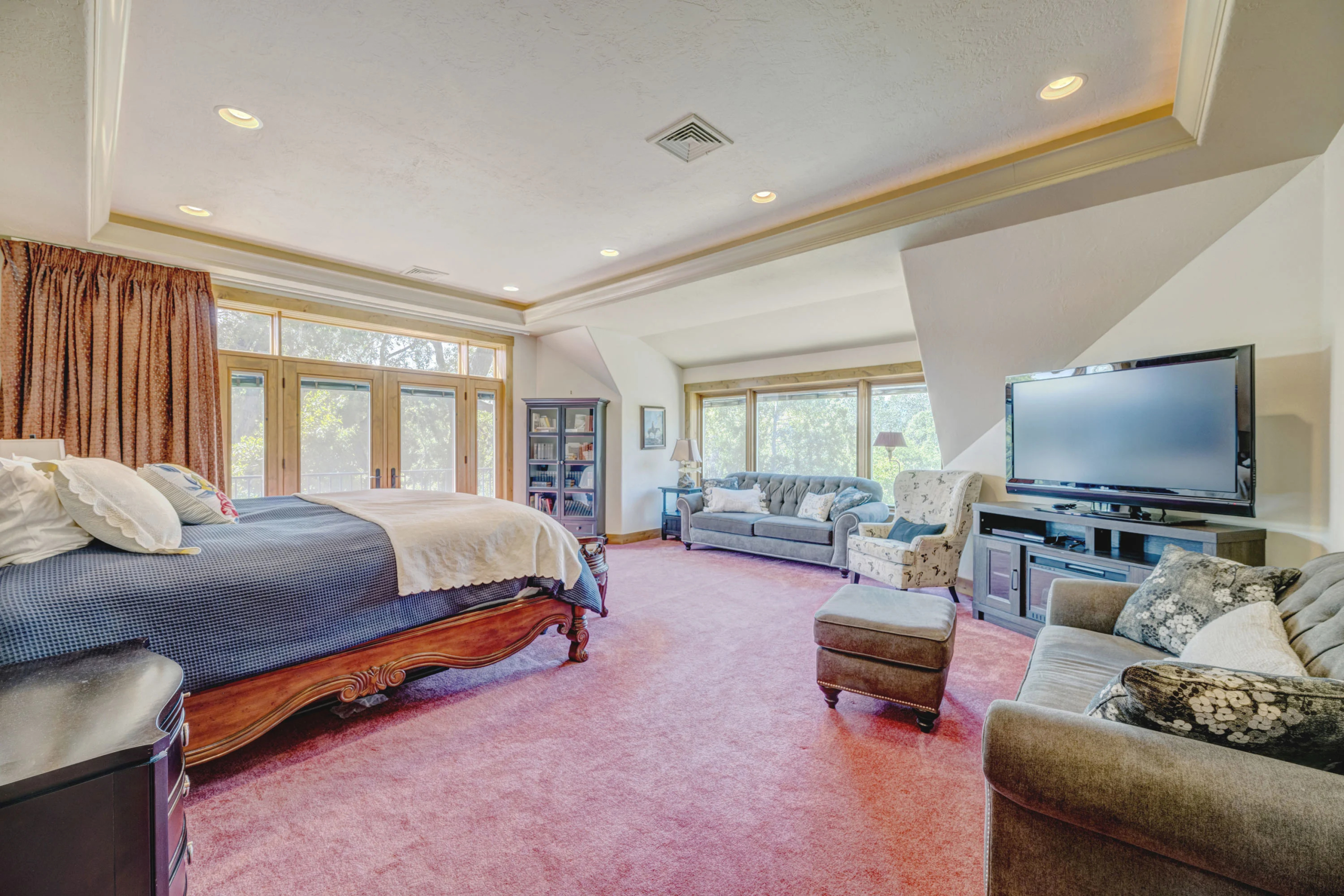 696, 690 and 684 Big Goose Road | Sheridan, WY | Luxury Real Estate | Concierge Auctions