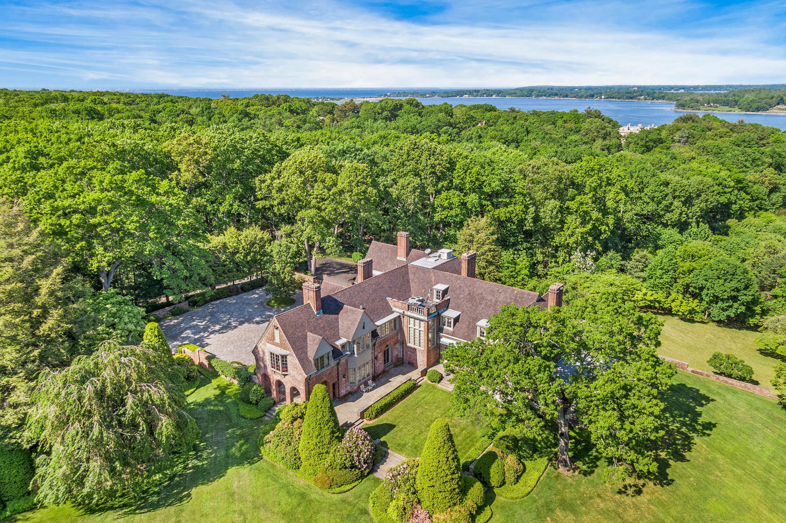 Laurel Hill | Gold Coast, Mill Neck, NY | Luxury Real Estate