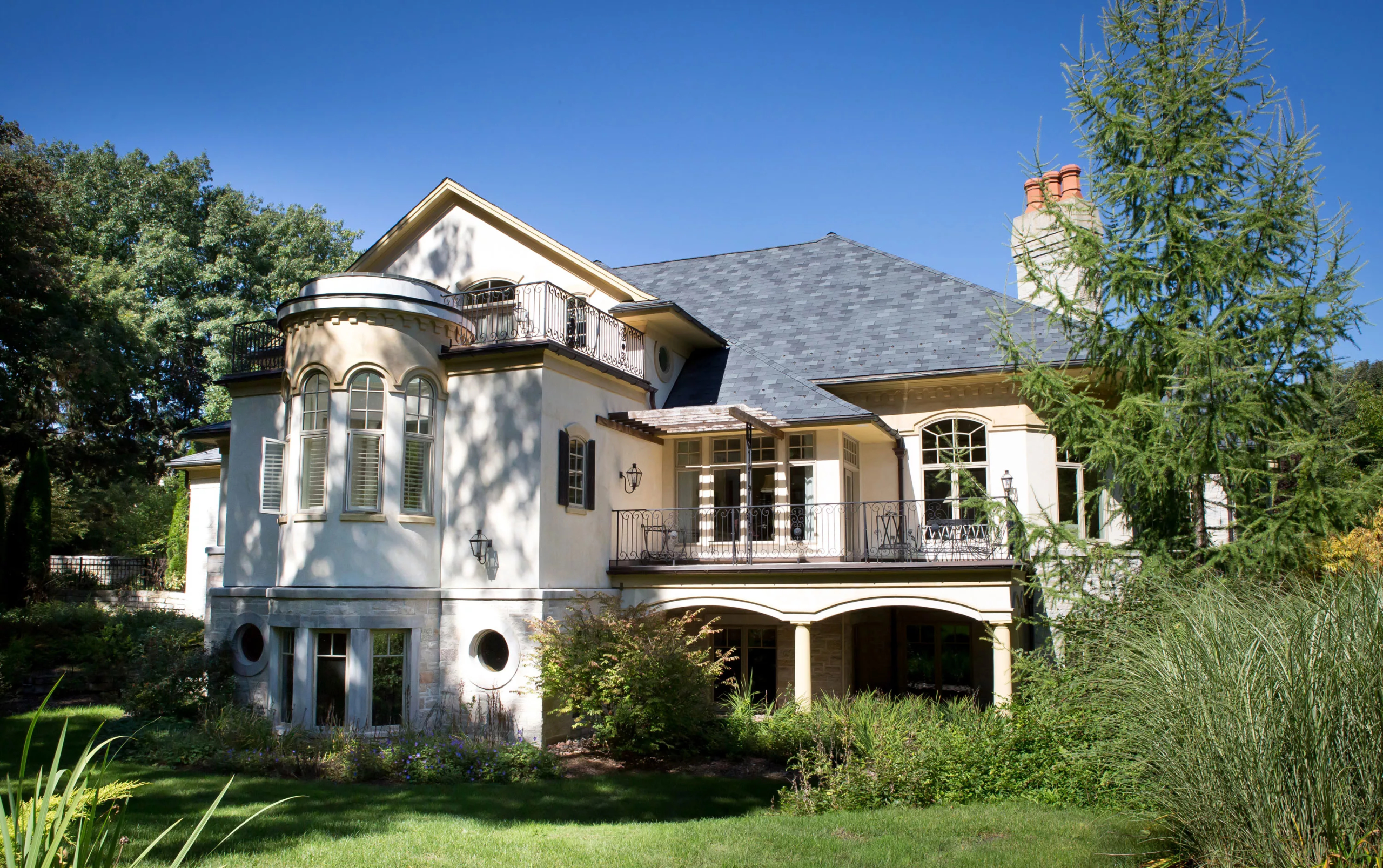 1505 Greenway Terrace | Elm Grove, WI | Luxury Real Estate