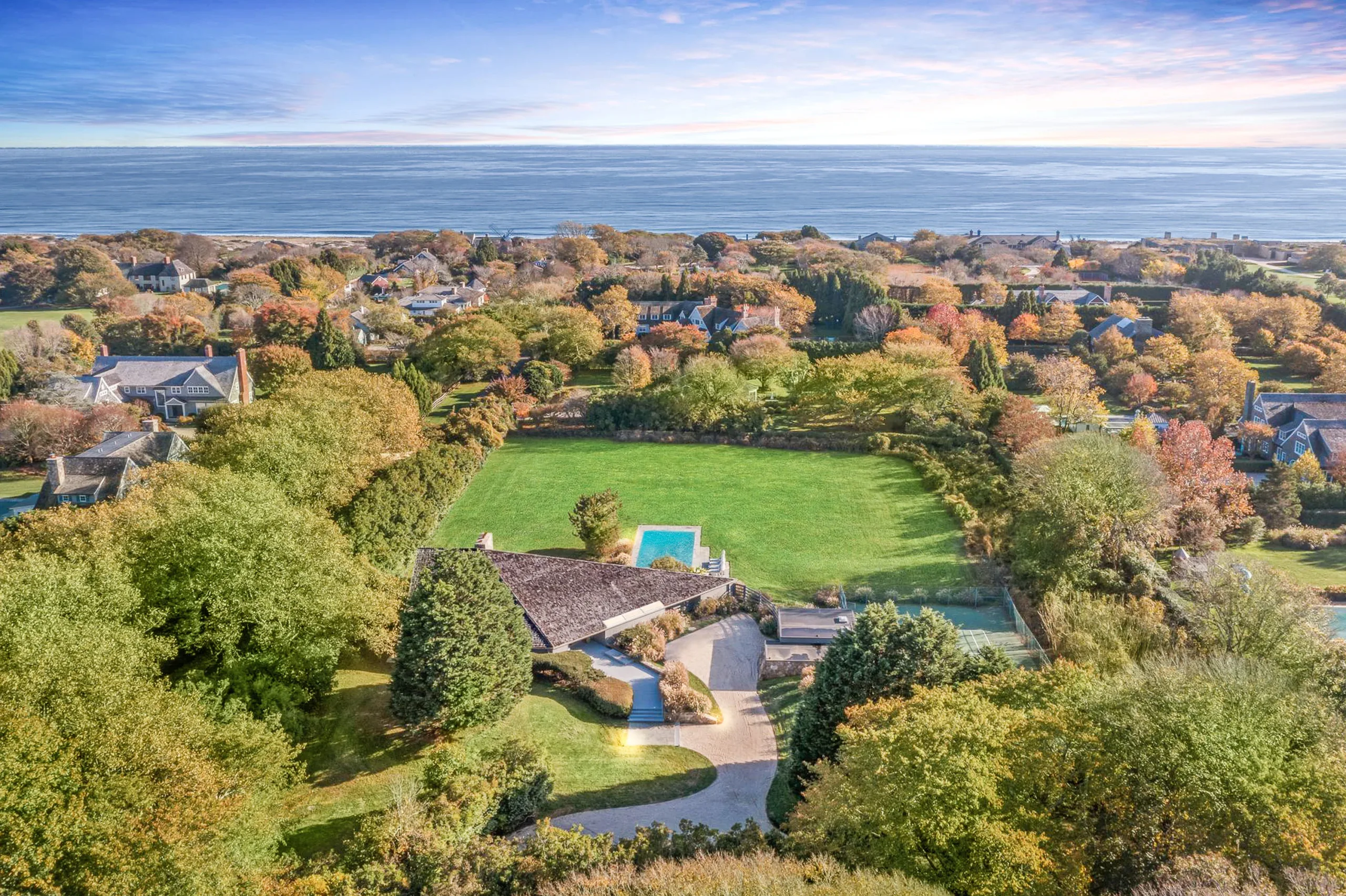 East Hampton, NY, US