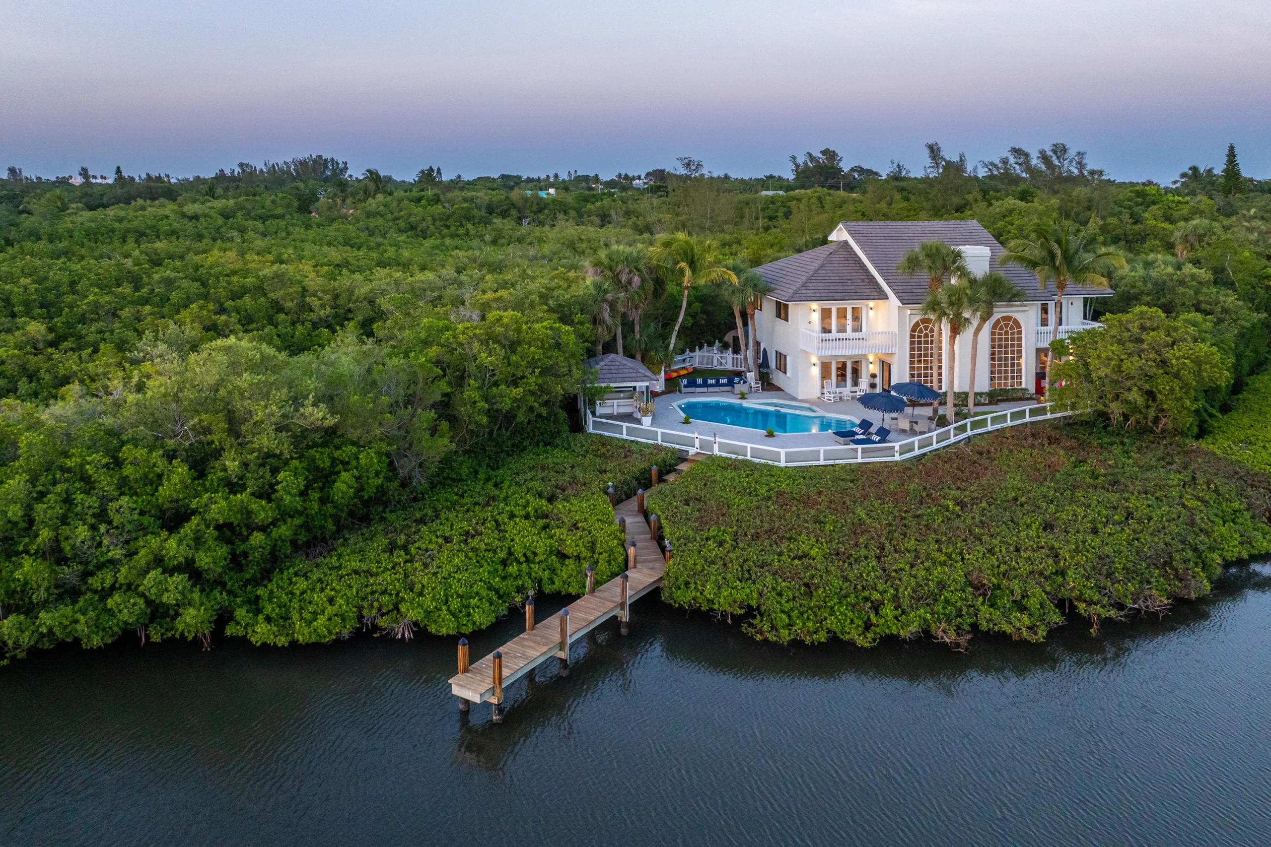 Vero Beach, FL, US