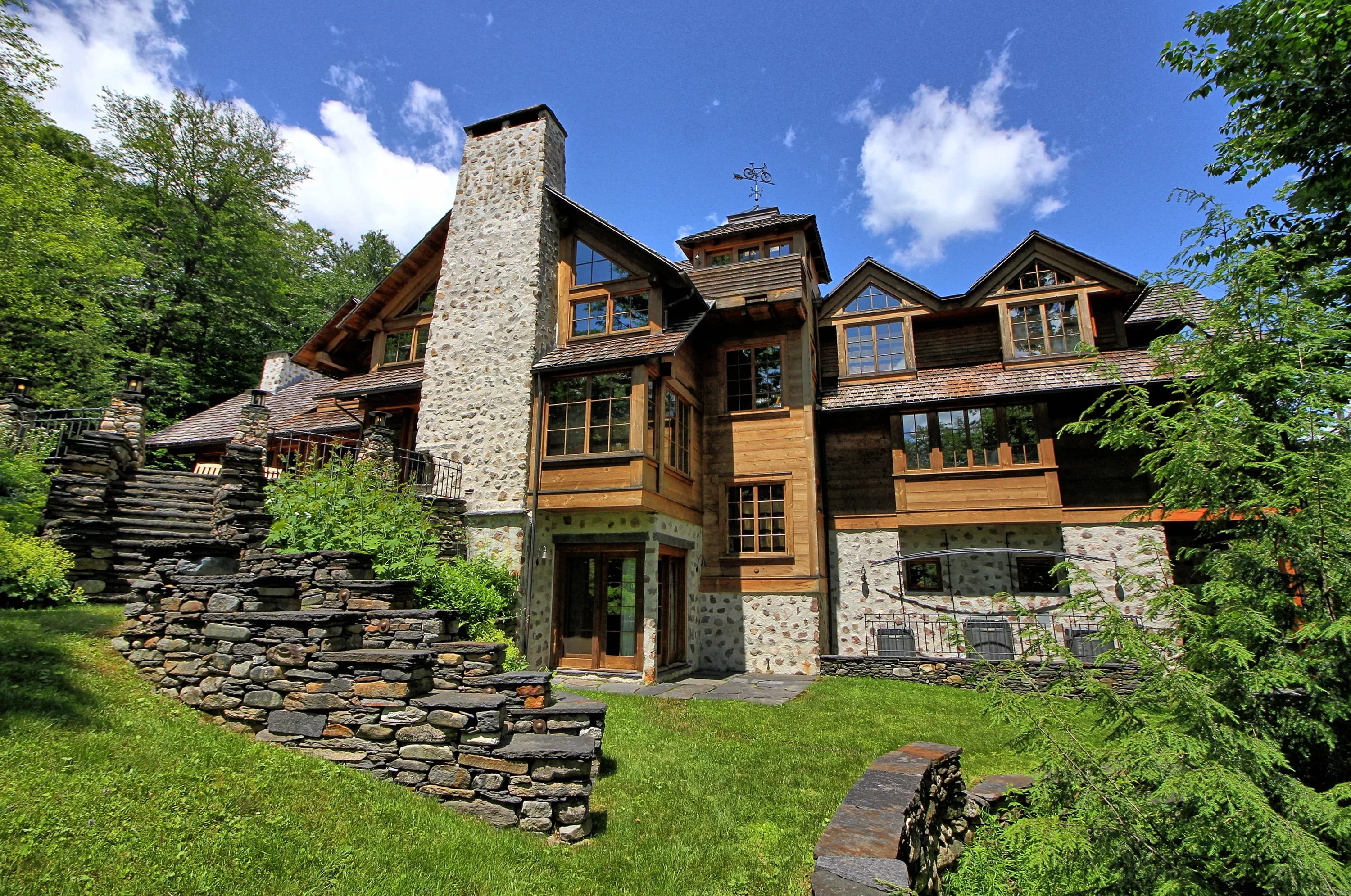 17 Discovery Drive | Mount Snow, VT | Luxury Real Estate