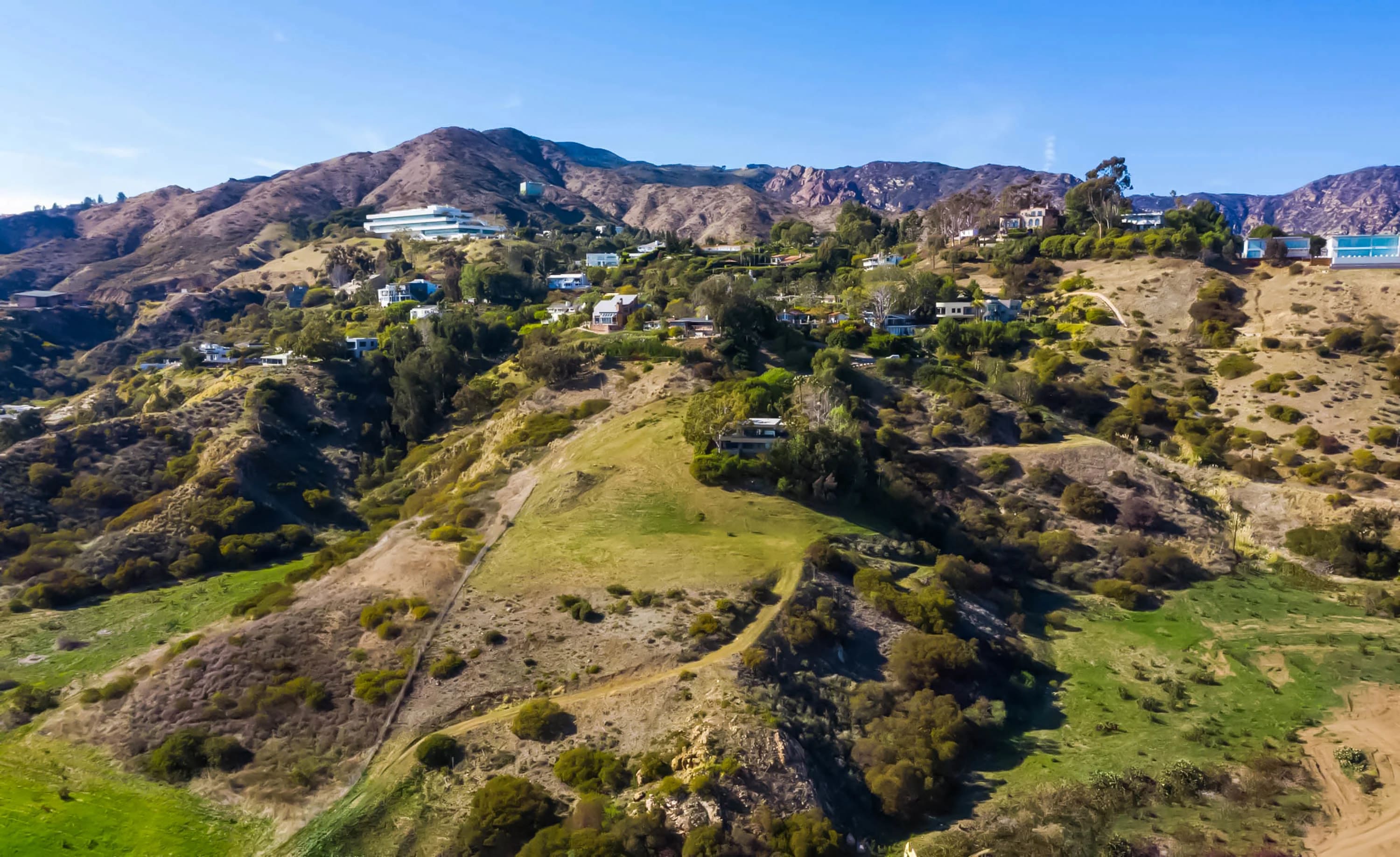 3700 La Paz | Malibu, California | Luxury Real Estate