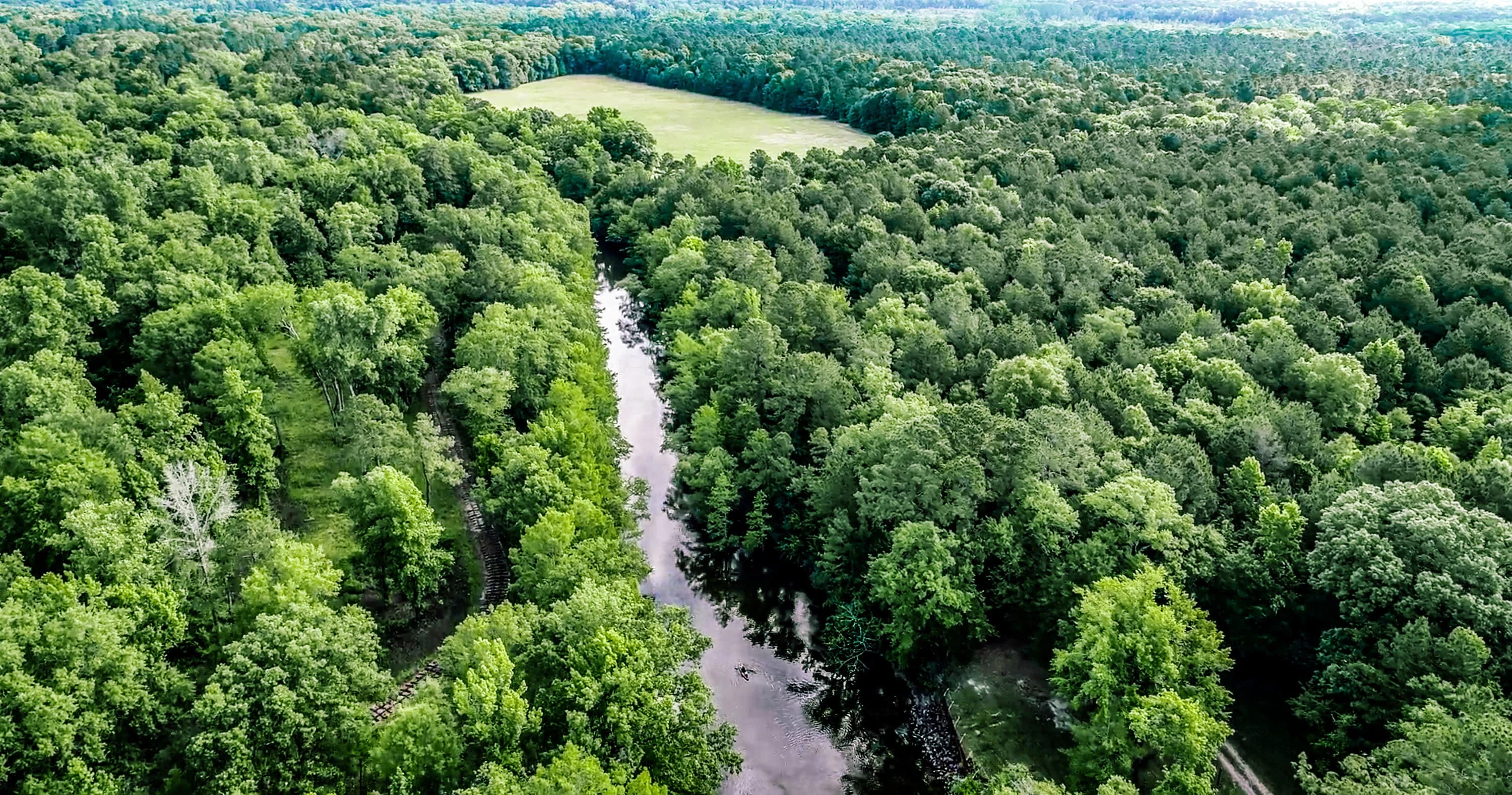 601 FM 134 | Jefferson, TX | Luxury Real Estate | Photography Courtesy of Clayton Pilgrim