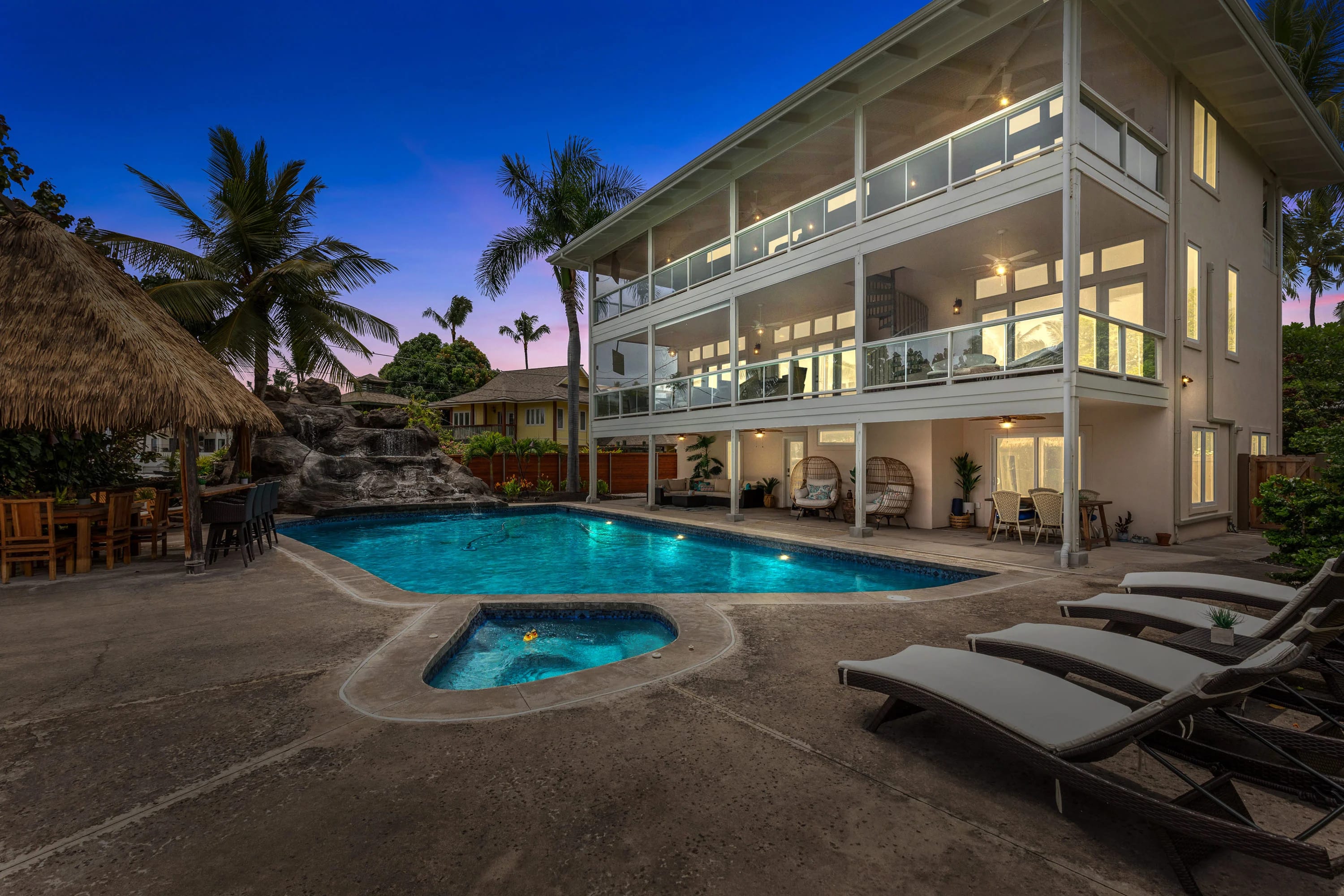 75-112 Kaiolu Drive | Kailua-Kona, HI | Luxury Real Estate