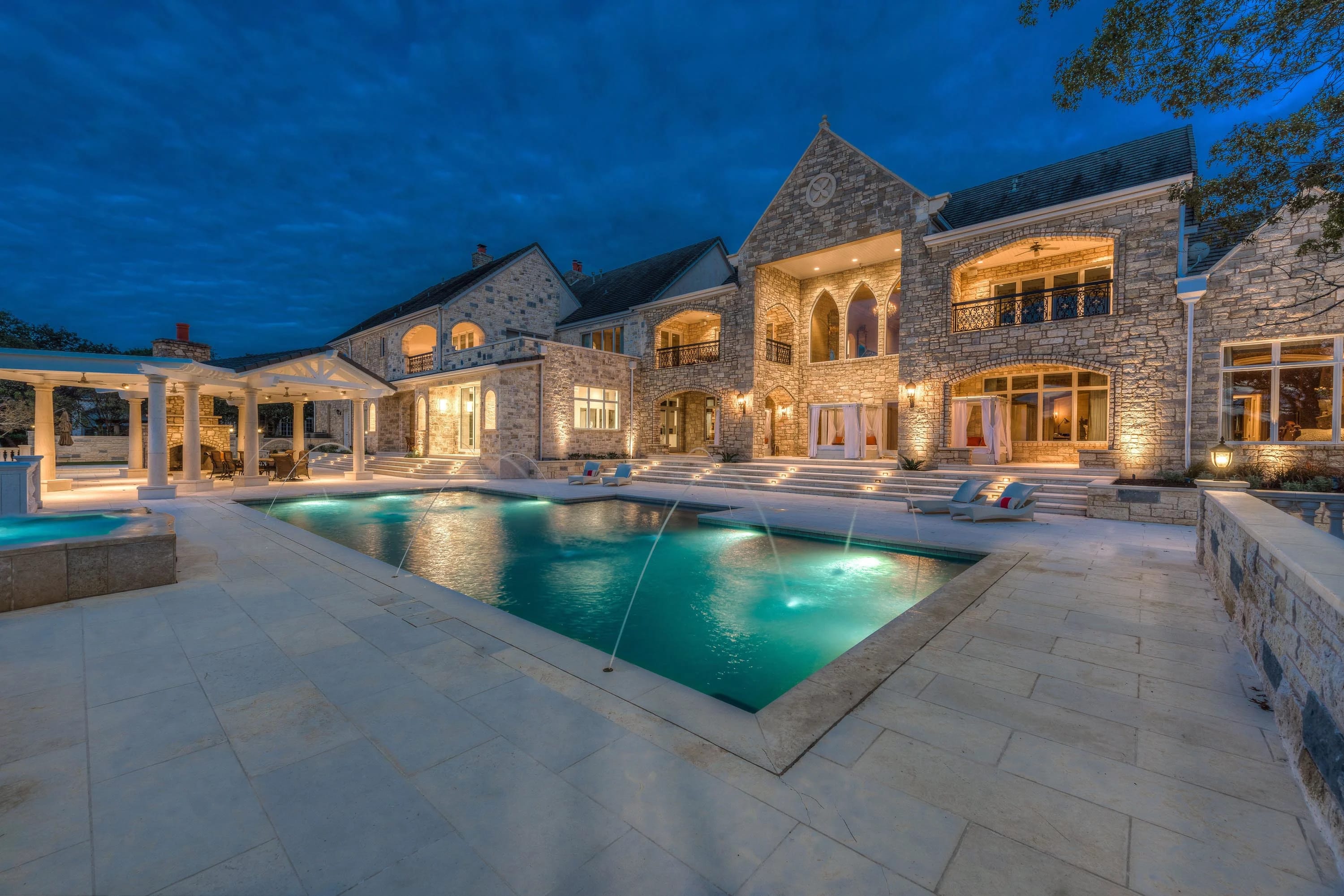 8106 Chalk Knoll Drive | Barton Creek, Austin, TX | Luxury Real Estate