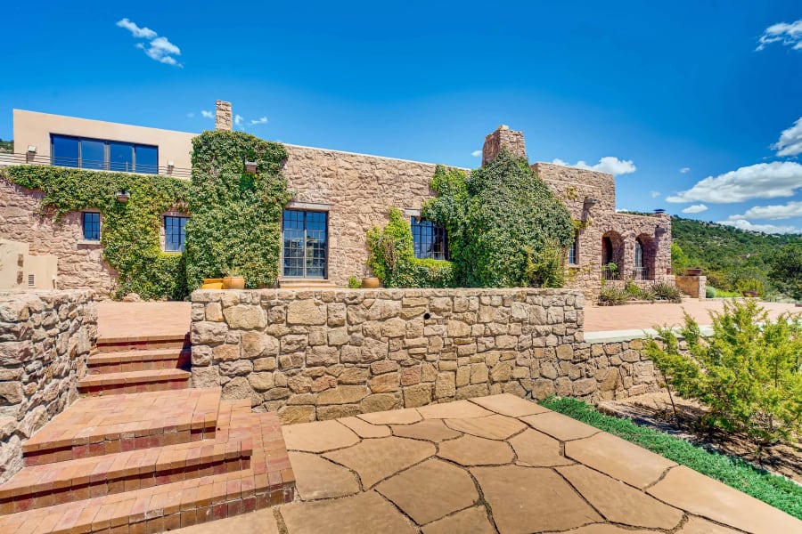 10 Altazano Drive | Santa Fe, NM | Luxury Real Estate