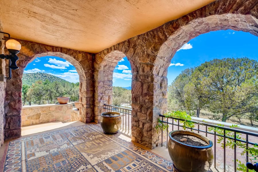 10 Altazano Drive | Santa Fe, NM | Luxury Real Estate