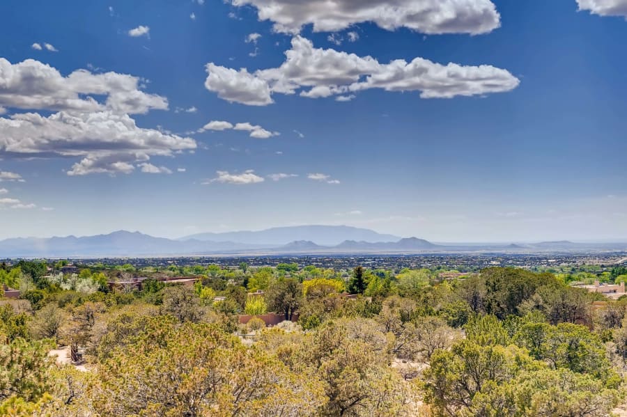 10 Altazano Drive | Santa Fe, NM | Luxury Real Estate