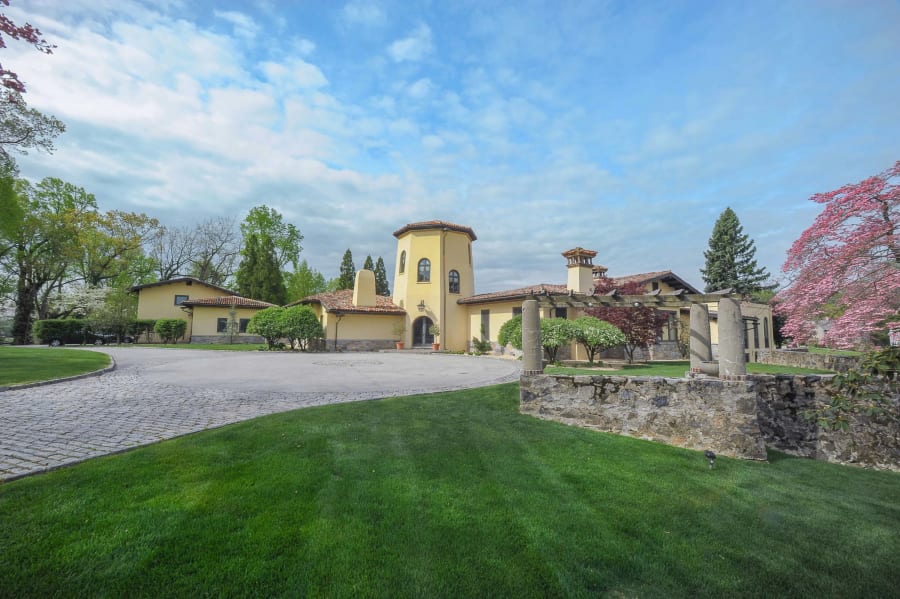 Casa Pacifica | Near Philadelphia, PA | Luxury Real Estate