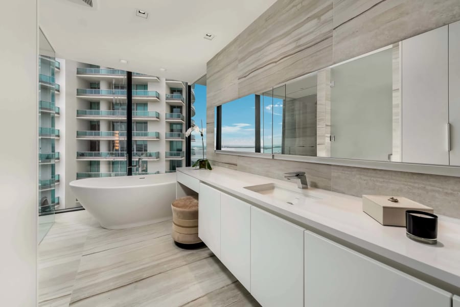 1000 Biscayne Blvd, Unit 3601 | Miami, FL | Luxury Real Estate