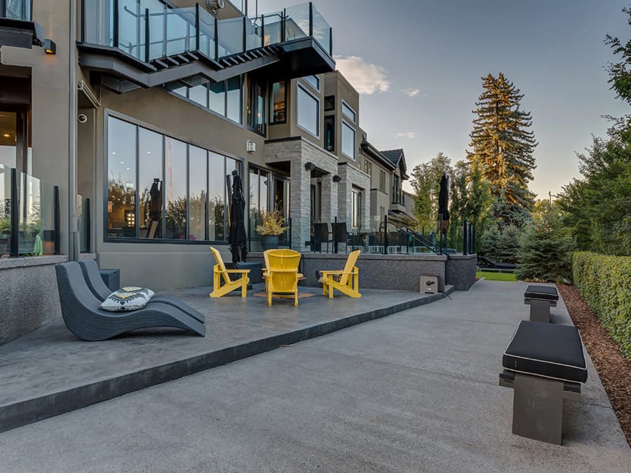 102 Crescent Rd NW | Calgary, Alberta, Canada | Luxury Real Estate