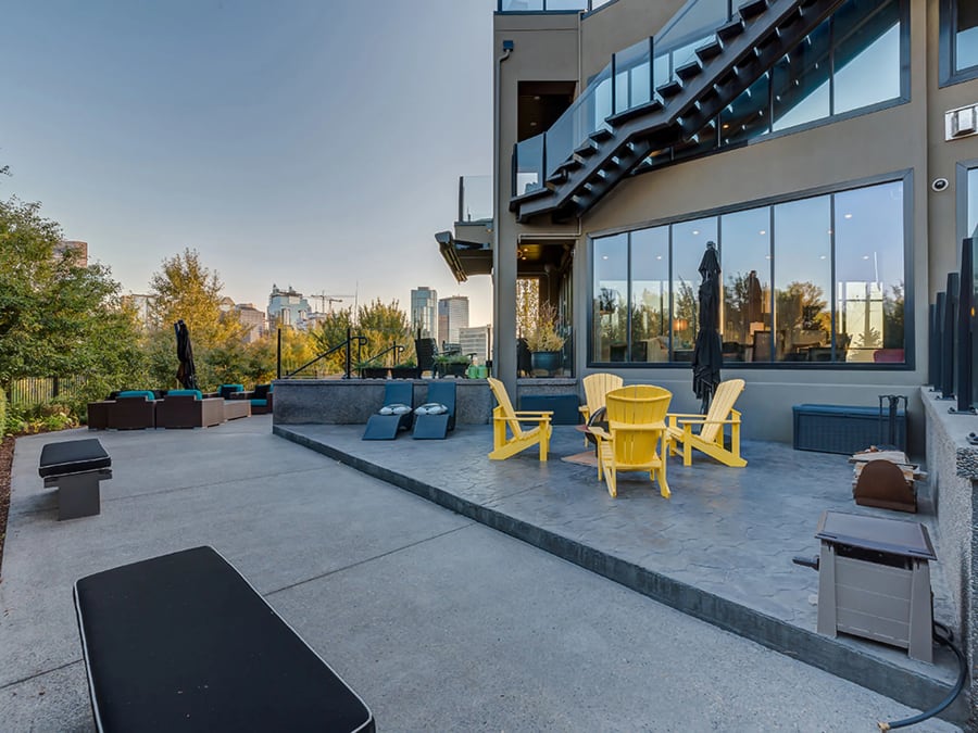 102 Crescent Rd NW | Calgary, Alberta, Canada | Luxury Real Estate