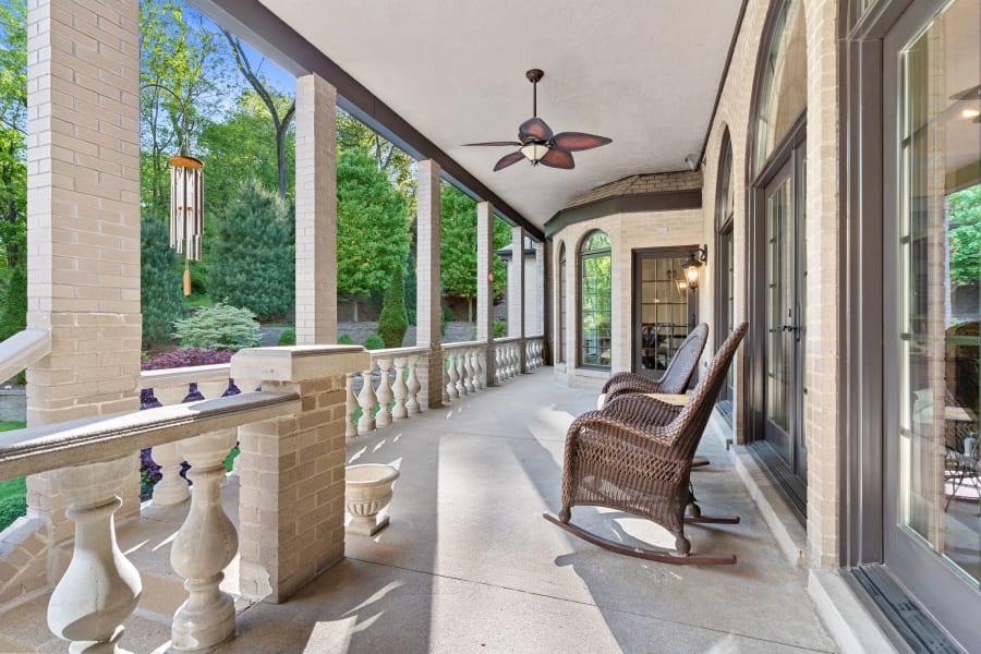 105 Lantern Circle | Near Pittsburgh | Luxury Real Estate