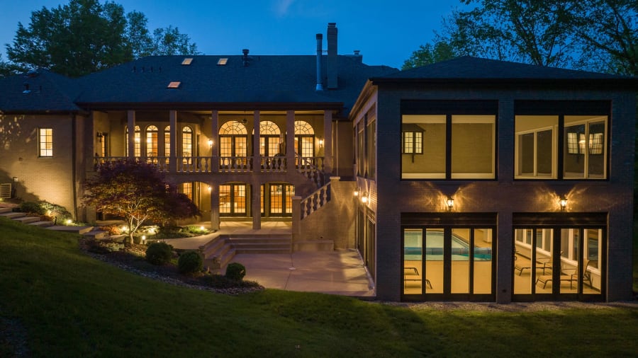 105 Lantern Circle | Near Pittsburgh | Luxury Real Estate