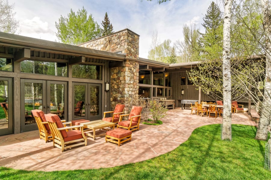 1055 Stage Road | Aspen, CO | Luxury Real Estate