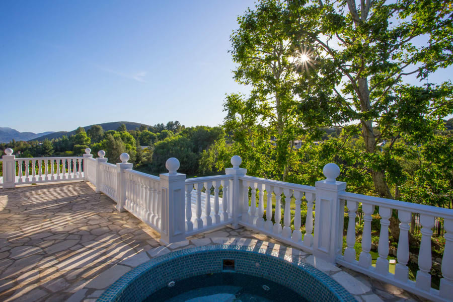 Live at the Edge of Paradise | 1064 Lakeview Canyon Road | Westlake Village, California | Luxury Real Estate