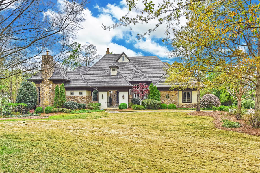 106 Grey Lady Court | Lake Norman, North Carolina | Luxury Real Estate