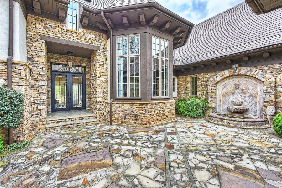 106 Grey Lady Court | Lake Norman, North Carolina | Luxury Real Estate