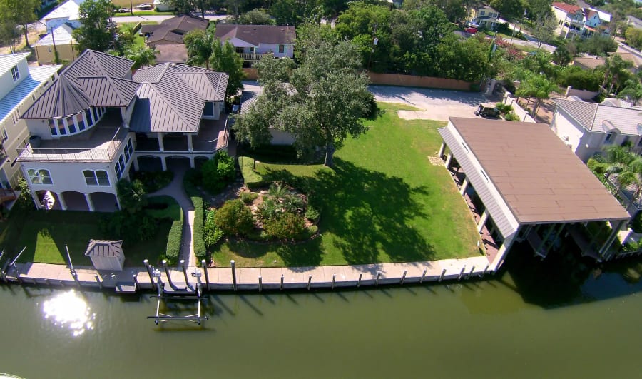 108 Bayou Lane | Kemah, Texas | Luxury Real Estate