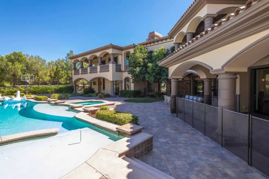 11 Quintessa Circle | Las Vegas, NV | Luxury Real Estate | Concierge Auctions