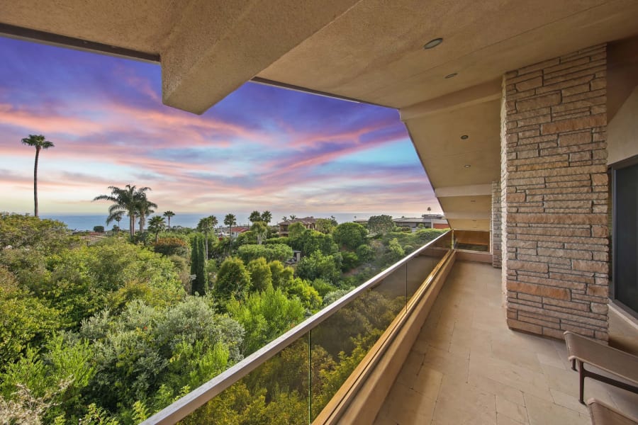 1213 Skylark Drive | La Jolla, California | Luxury Real Estate