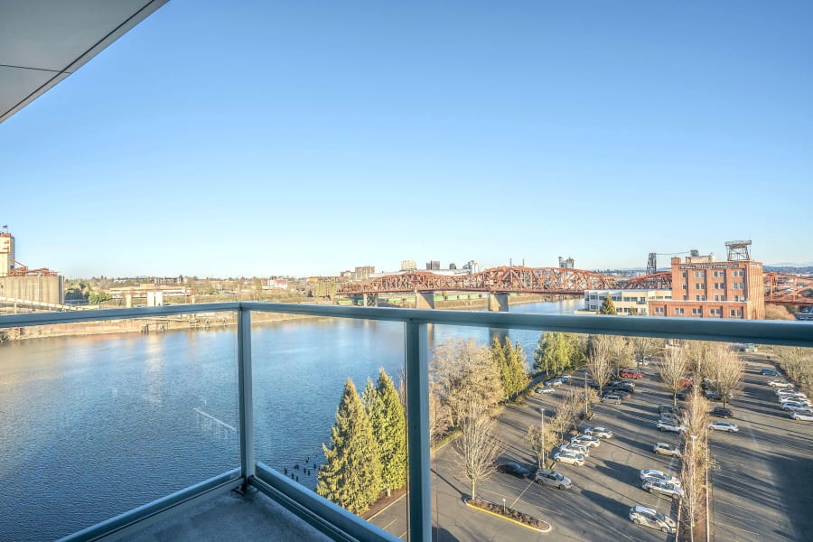 1260 NW Naito Pkwy #1006 | Portland, OR | Luxury Real Estate