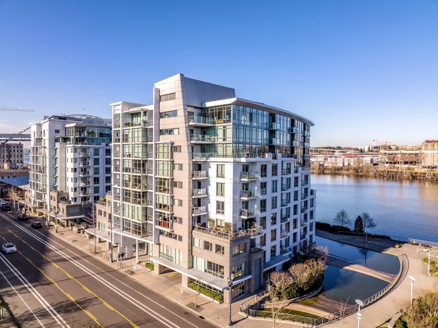 1260 NW Naito Pkwy #1006 | Portland, OR | Luxury Real Estate