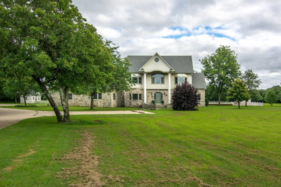 1396 County Road 4600 | Near Independence, Kansas | Luxury Real Estate