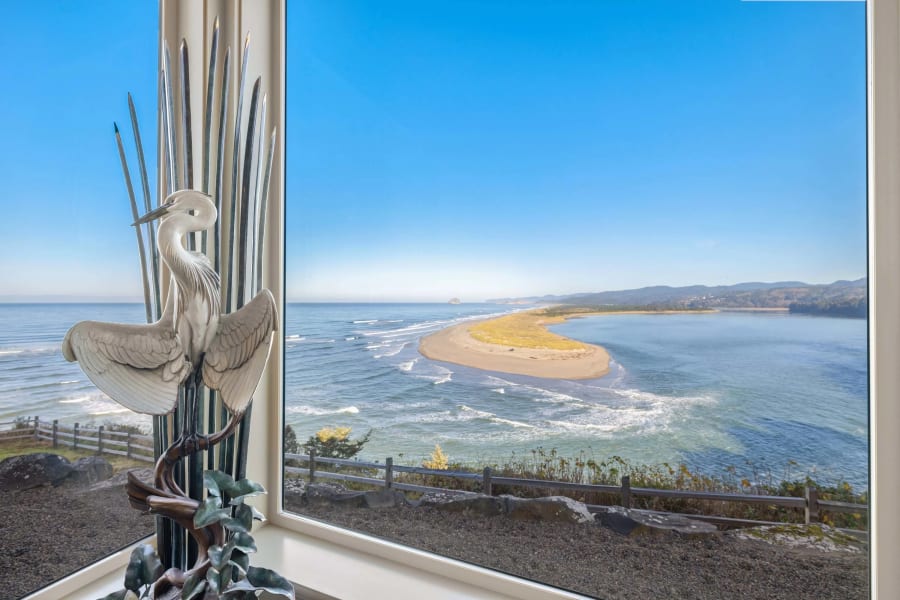 Nestucca Sea Ranch | 41900 Horizon View Avenue, Central Coast, Cloverdale, Oregon | Luxury Real Estate | Concierge Auctions