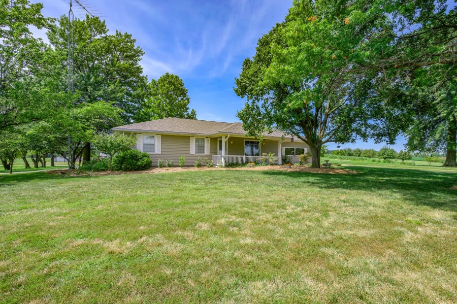 17715 Barth Avenue, Package | Salisbury, MO | Luxury Real Estate