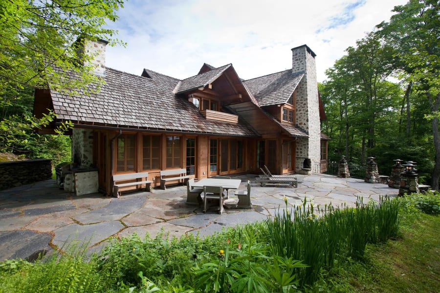 17 Discovery Drive | Mount Snow, VT | Luxury Real Estate