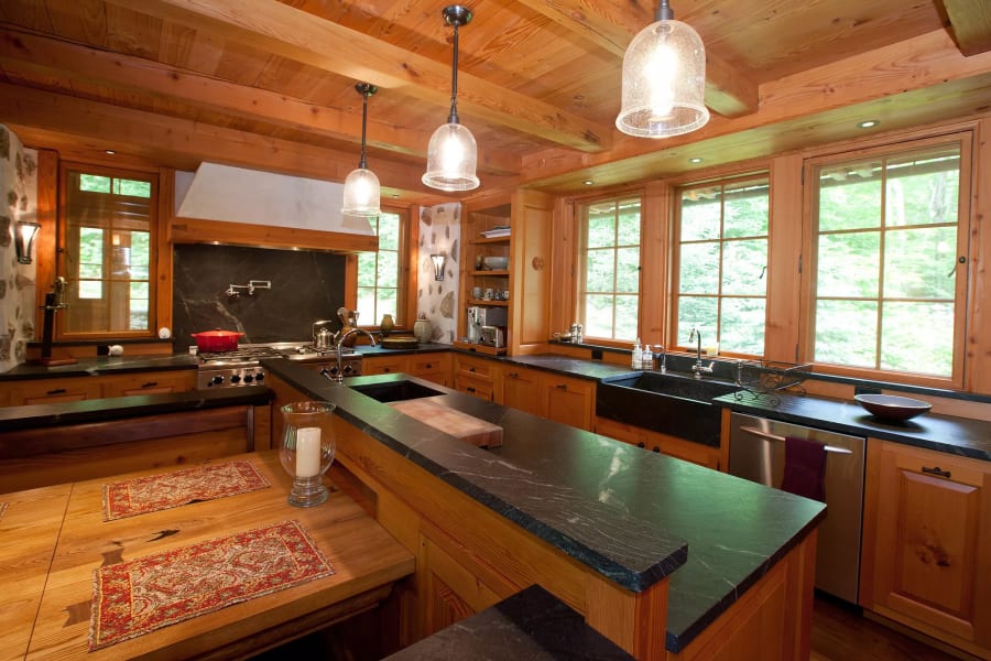 17 Discovery Drive | Mount Snow, VT | Luxury Real Estate