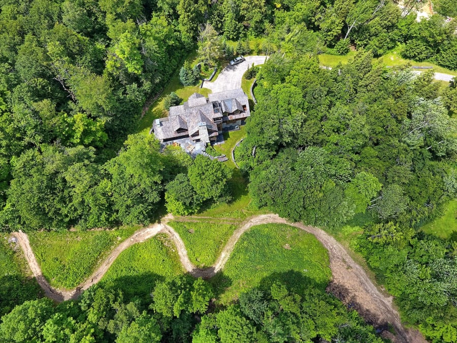 17 Discovery Drive | Mount Snow, VT | Luxury Real Estate