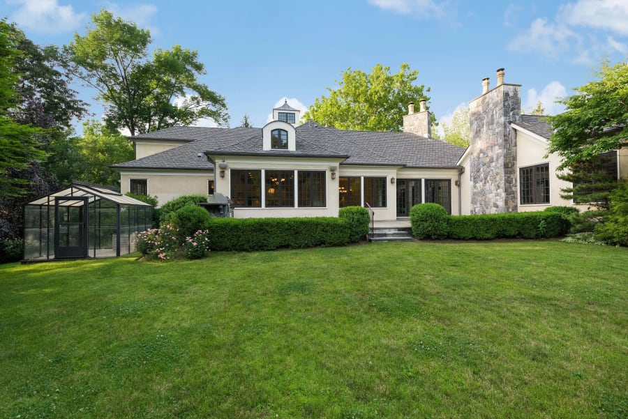 189 Beaver Dam Road | Katonah, New York | Luxury Real Estate