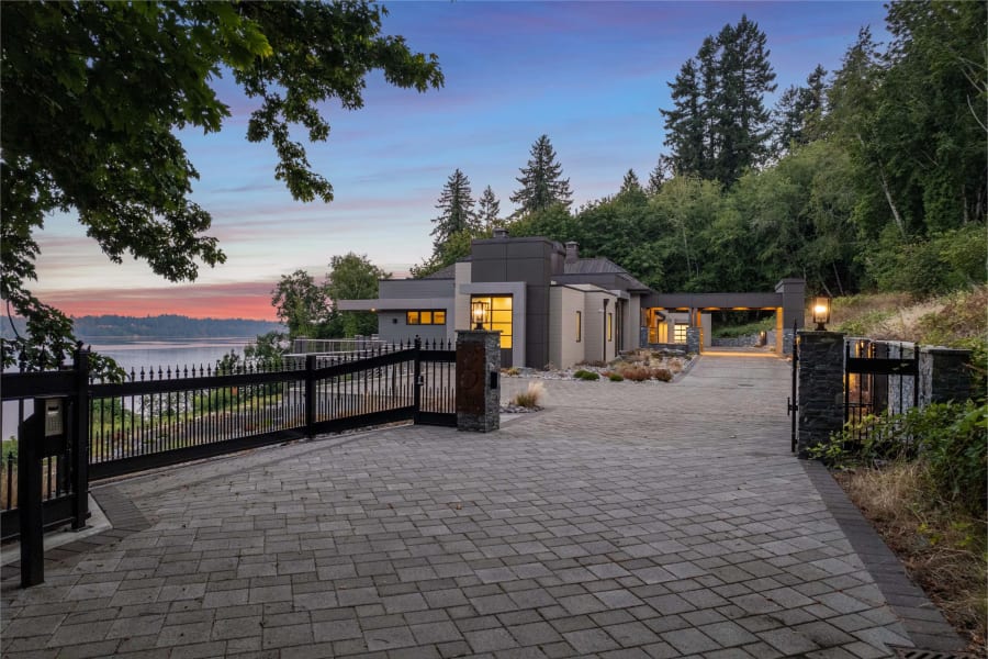 280 SE Dawnview Drive, Shelton, Near Olympia, Washington | Luxury Real Estate | Concierge Auctions