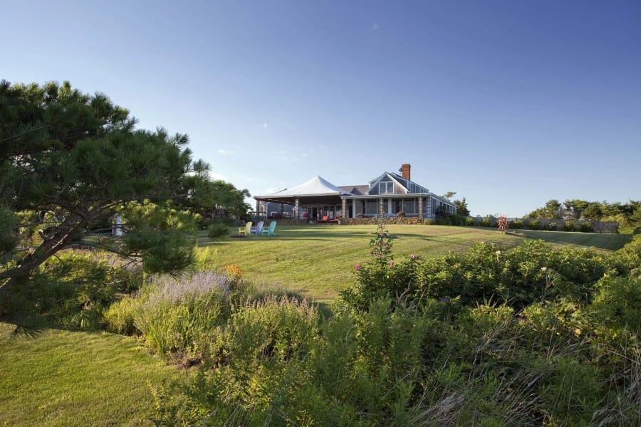 22 Quitsa Lane | Martha's Vineyard, MA | Luxury Real Estate